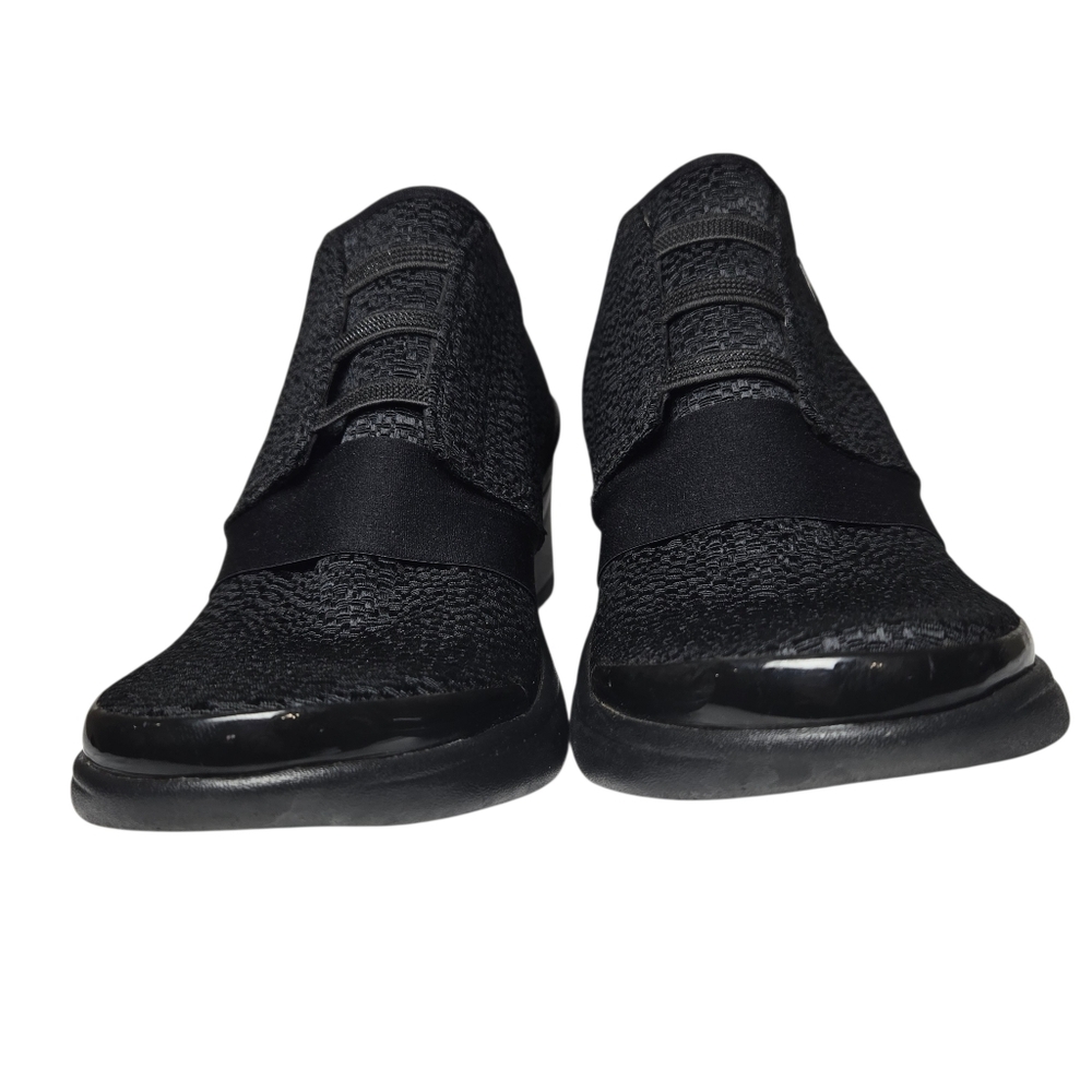 Bzees Enlighten Everyday Black Textured Slip On Booties Shooties Size 8.5 - Picture 9 of 14
